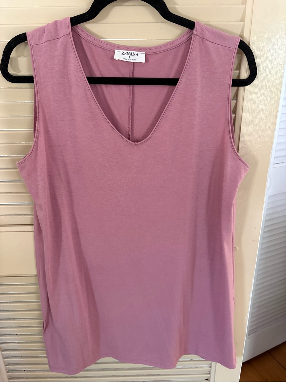 Zenana Outfitters Dusty Rose V-Neck Sleeveless Tank Top